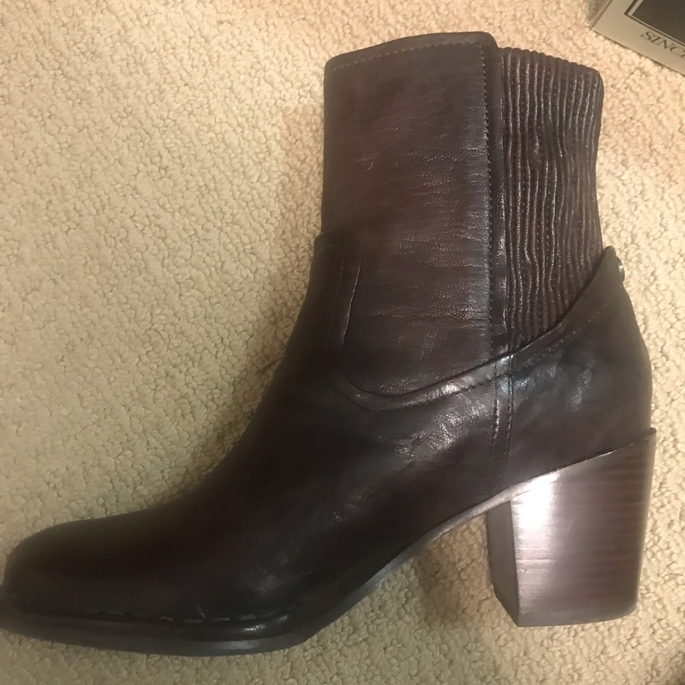 Frye boots size 9